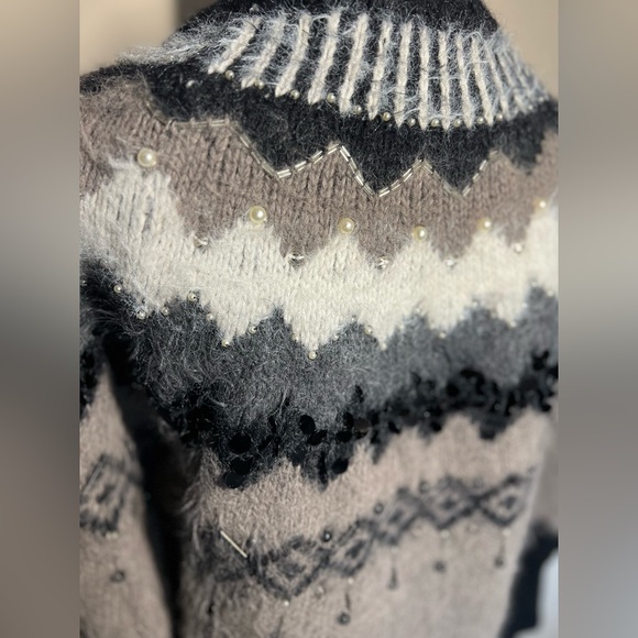 Anthropologie Sleeping On Snow Embellished Fair Isle Black Grey Fuzzy Sweater S - Picture 9 of 12